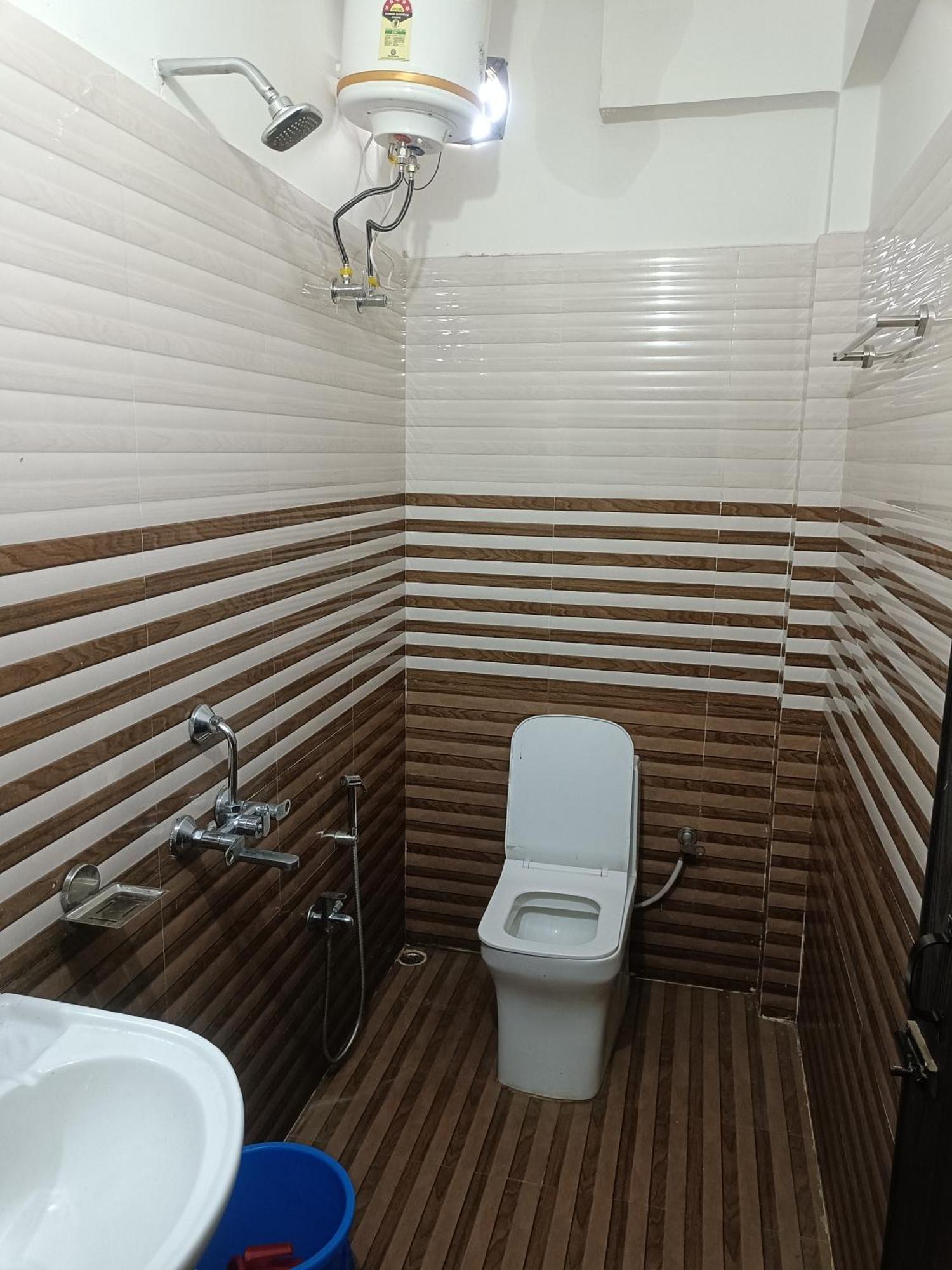 Hotel Knight Inn Airport Guwahati Esterno foto